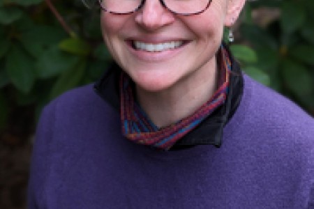Dr. Elli Theobald